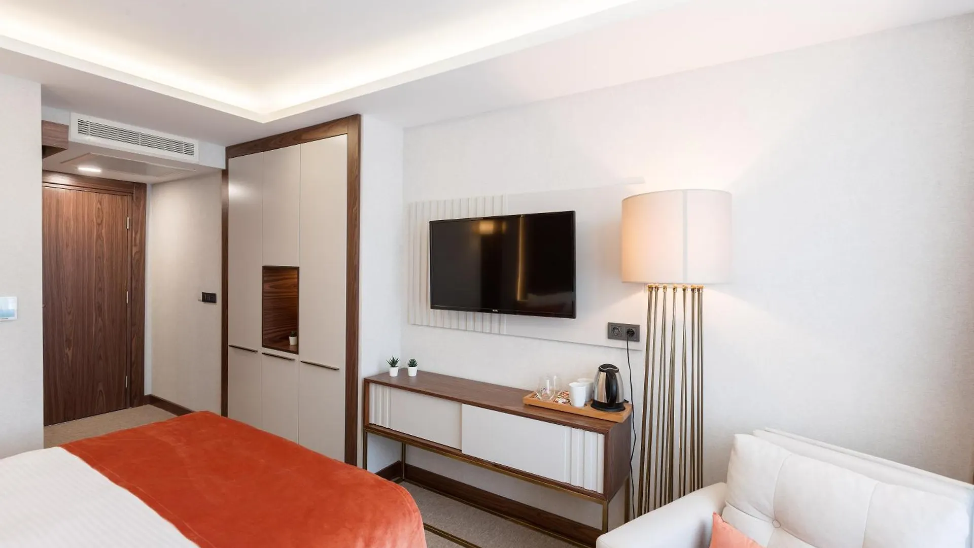 Sherry Suites Karakoey contacts
